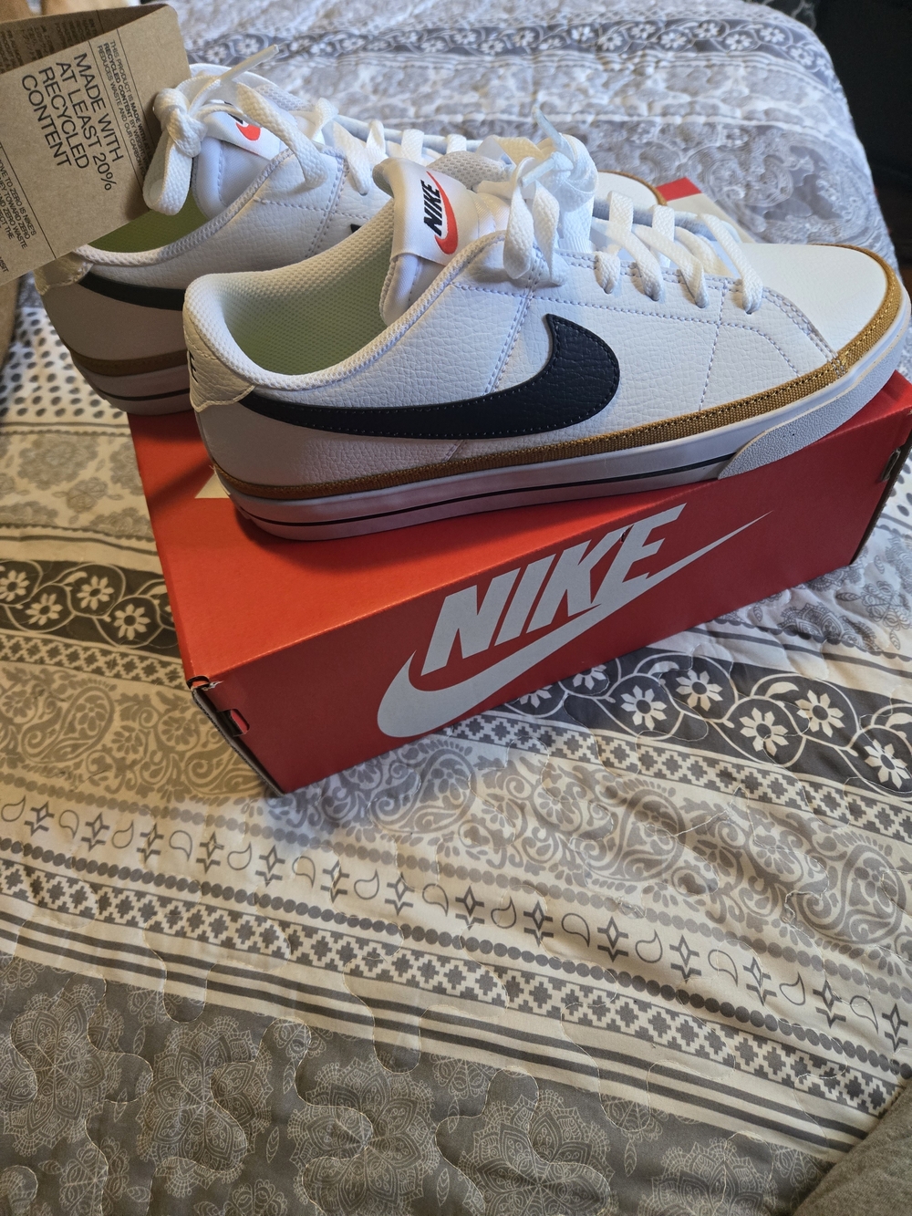 Women's Nike Court Legacy White Black Desert Ochre NWT Size 9 - Picture 3 of 6
